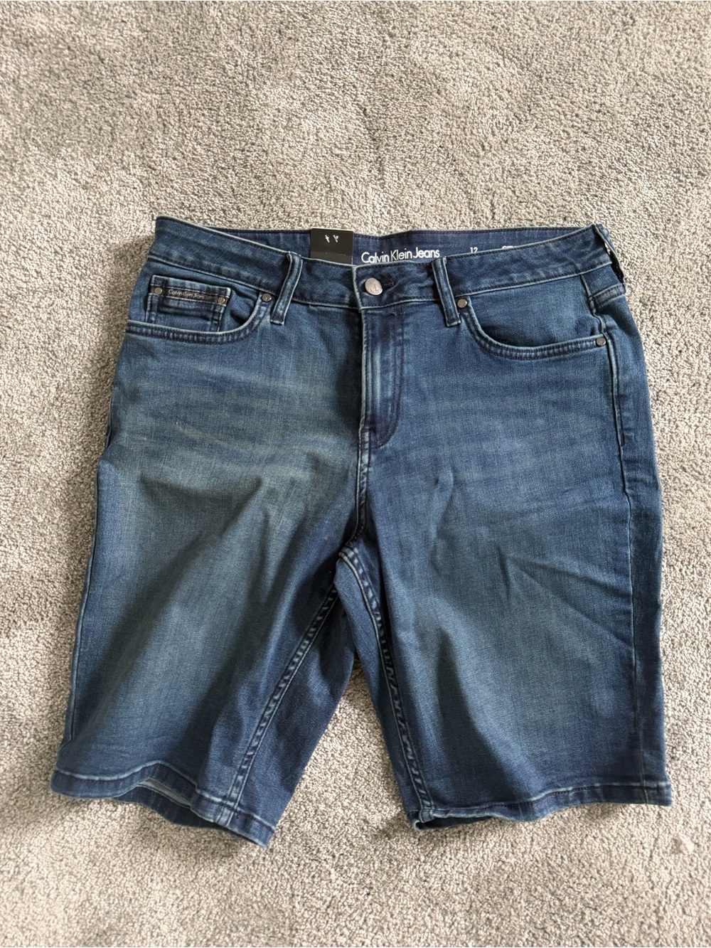 Calvin Klein Jeans Womens City Short Inkwell Dark Wash Denim Bermuda Size 12
